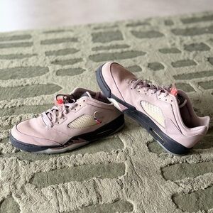 Paris Saint Germaine x Jordan 5 Retro Low